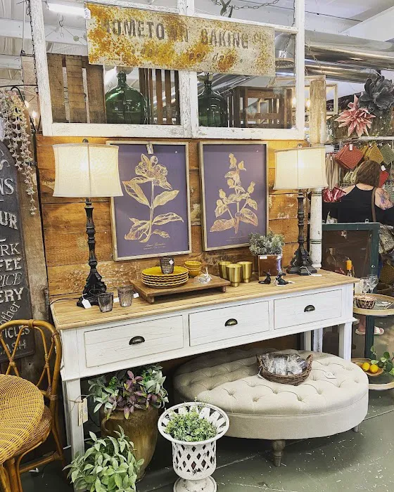 SweetPea's Vintage & More 6