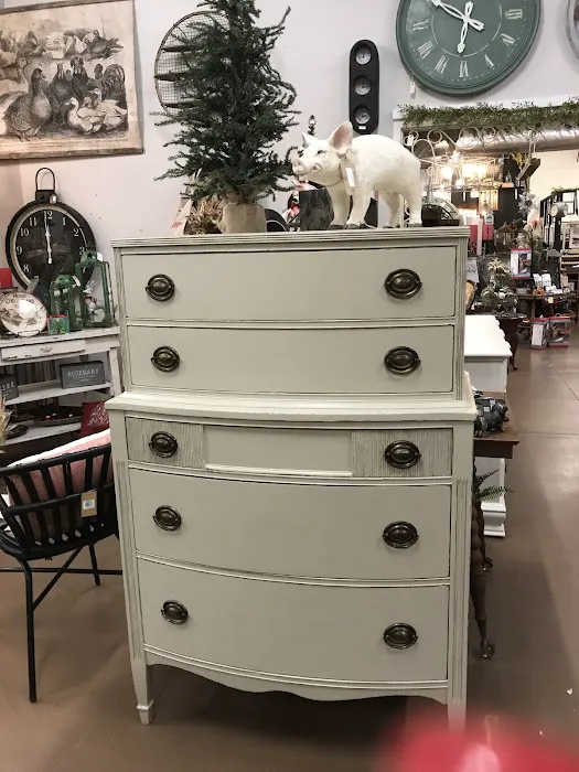 SweetPea's Vintage & More 7