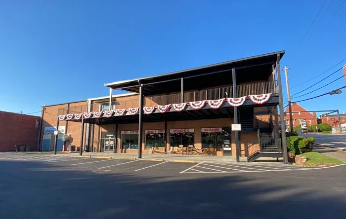 OCC Antiques & Interiors - 