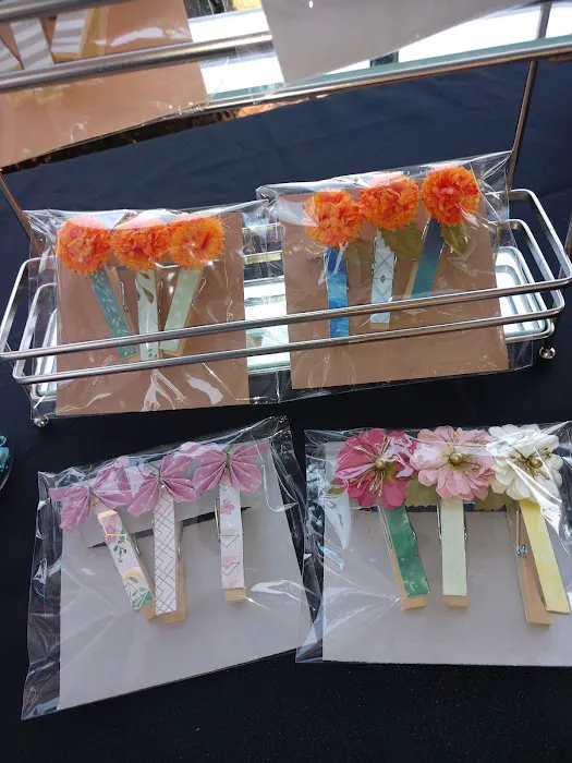 Riverwalk Marina Gift Shop 0