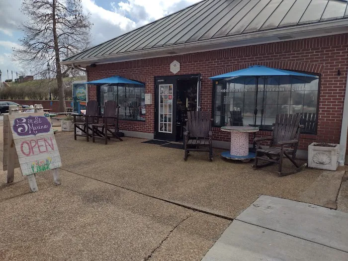 Riverwalk Marina Gift Shop 1