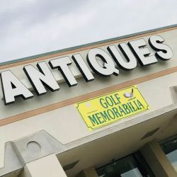 Trends & Traditions Antiques Mall ico