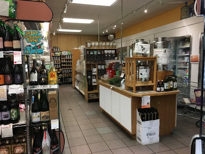 Lois' Natural Marketplace 7