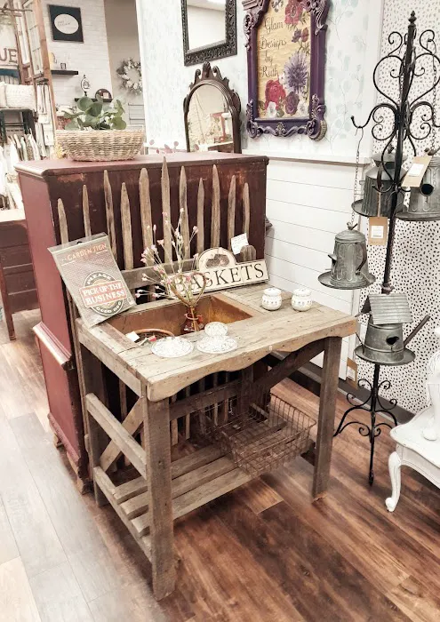 Lazy Daisy Gift Store 4