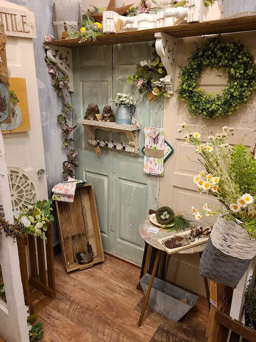 Lazy Daisy Gift Store 6