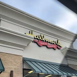 Hallmark Gold Crown ico