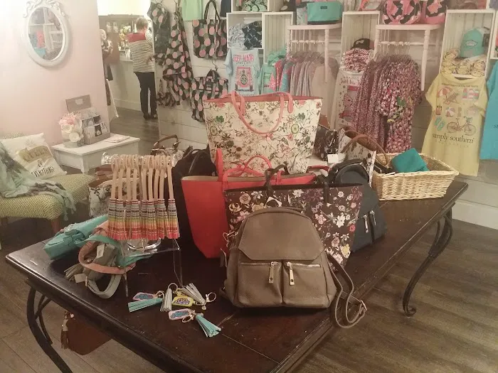 Shoppe Around the corner 8
