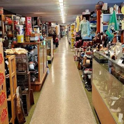 Pacific Antiques Mall