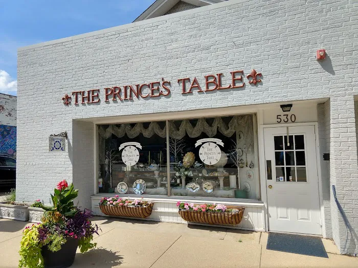 The Prince's Table - Accessories for Castle and Cottage 3