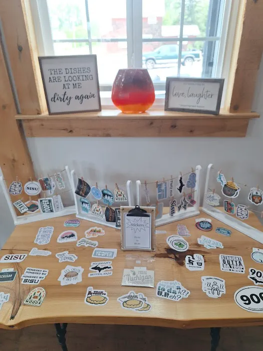 Birds Eye Creations Retail Store 3