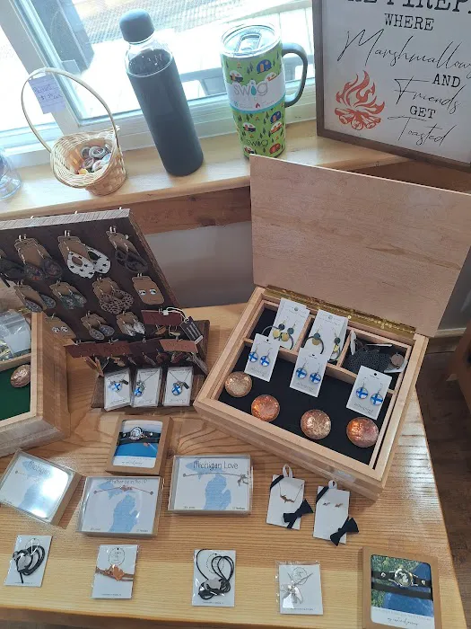 Birds Eye Creations Retail Store 4
