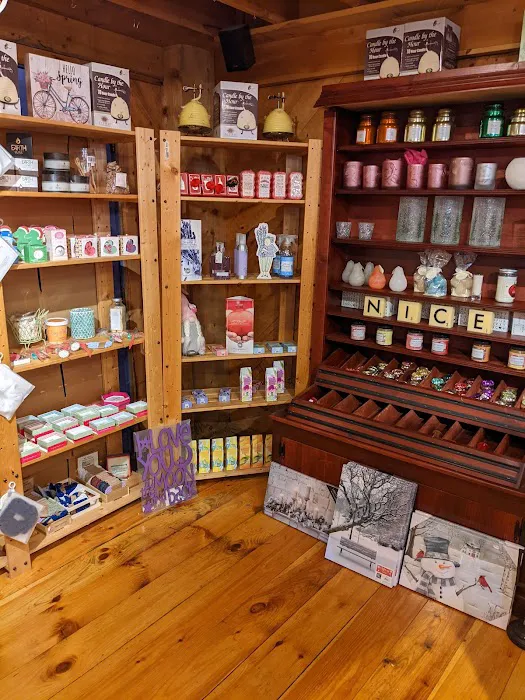 Imagine Gift Store 9