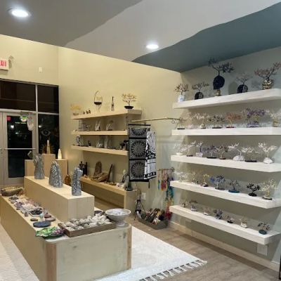 Casa Luna Crystal Shop