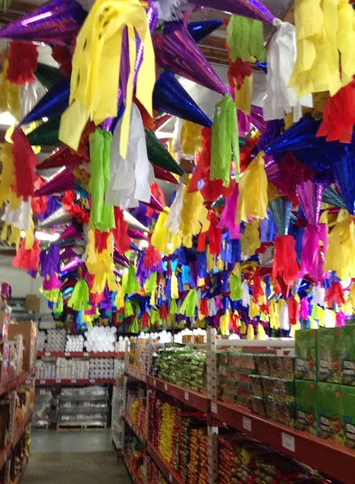 El Surtidor Candy & Supplies 0