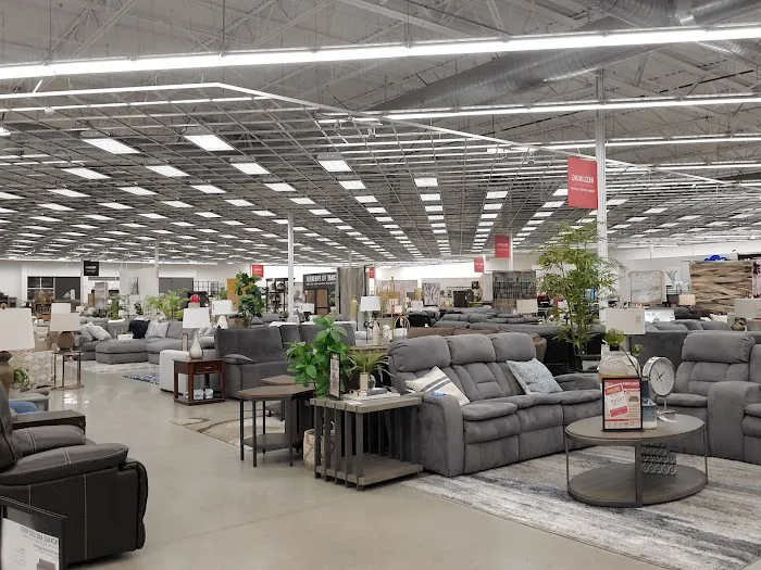Jerome's Furniture & Mattress Store-Moreno Valley 0