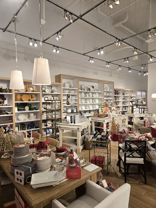 Williams-Sonoma 7