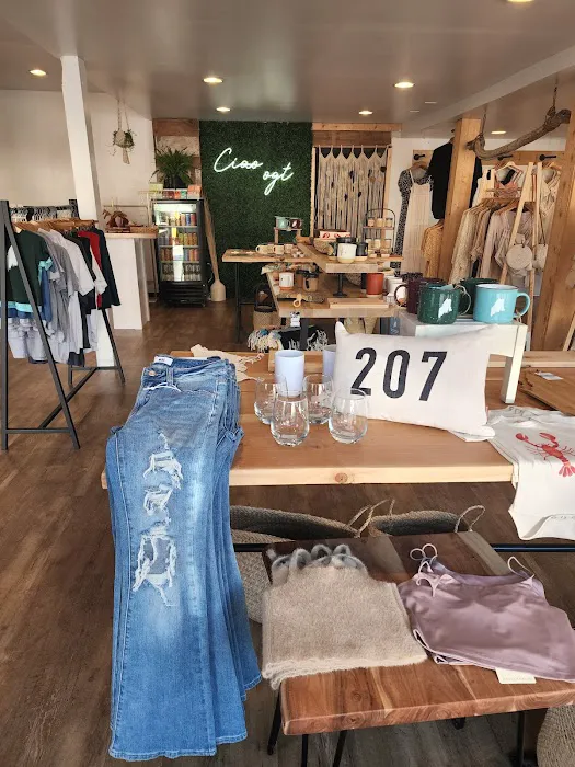 Ciao Candle Bar & Boutique 3