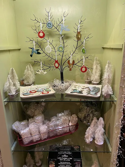 Bell Farm Shops 9