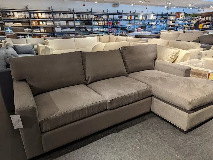 Crate & Barrel Outlet 6