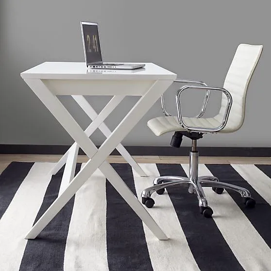 Crate & Barrel Outlet 9