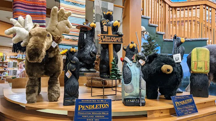 Kittery Trading Post 1