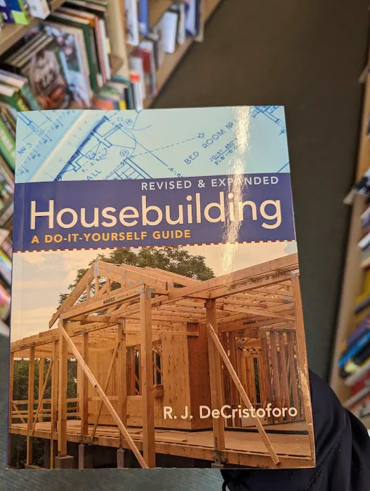Barnes & Noble 9