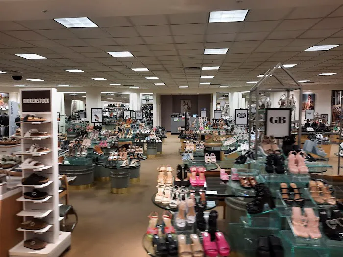 Dillard's 7