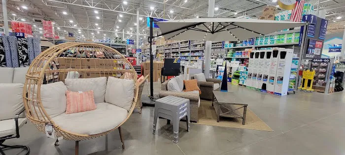 Lowe's Home Improvement 4