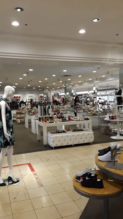 Macy's 9