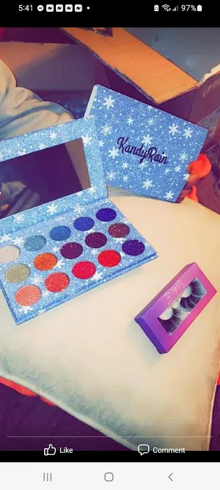 Kandy Rain THE ARK Cosmetics&Fashions 3