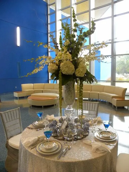 Deen's 15th Street Florist 0