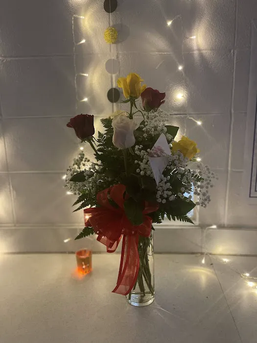 Deen's 15th Street Florist 9