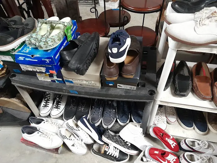 Awesome Deals Flea Market 6