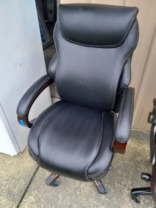 Awesome Deals Flea Market 8