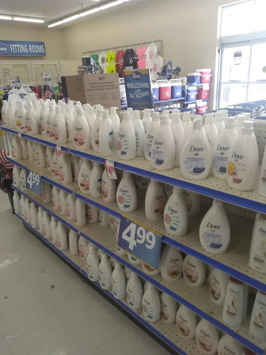 Roses Discount Store 4