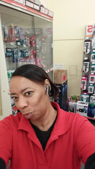 Family Dollar 0