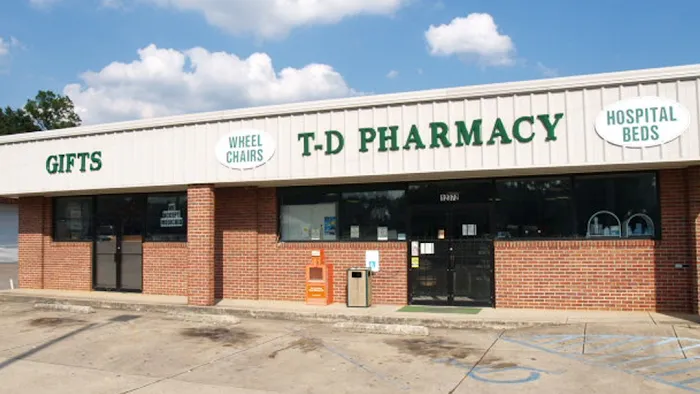 T-D Pharmacy 8