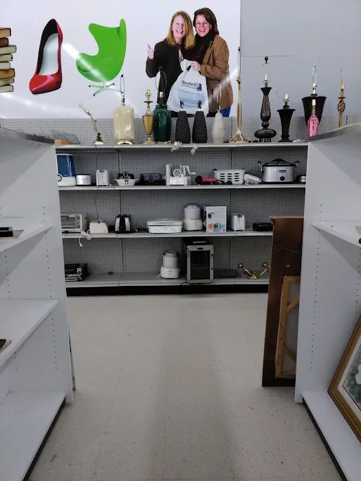 Goodwill Store – Orange Grove 5