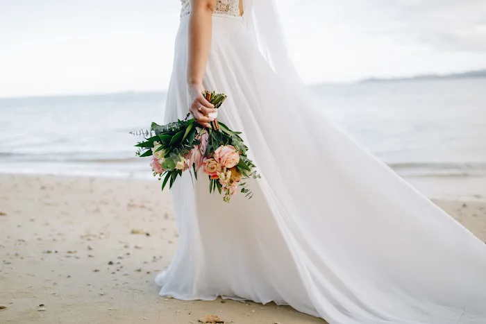 Lulu's Lei and Bouquets 0