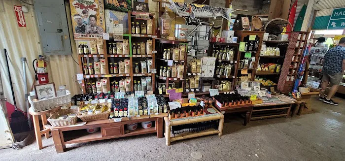 Waialua Estate Coffee and Chocolate 7