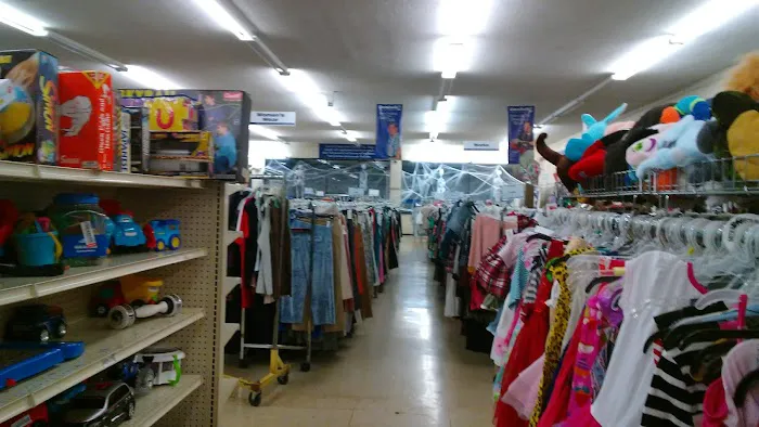 Goodwill Store and Donation Center 4