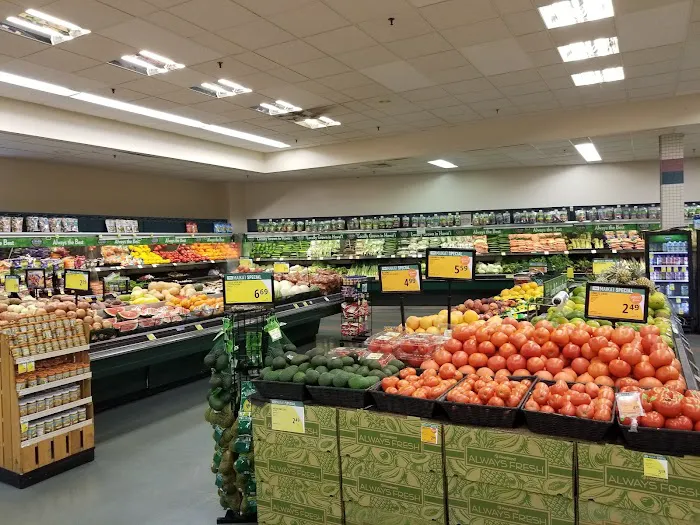 Foodland Laie 9