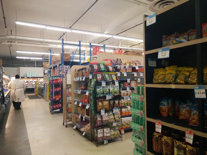Tamura's Market Hau'ula 2