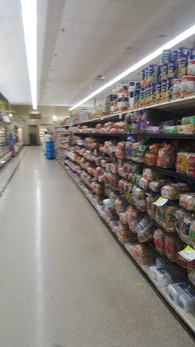 Geissler's Supermarket 4