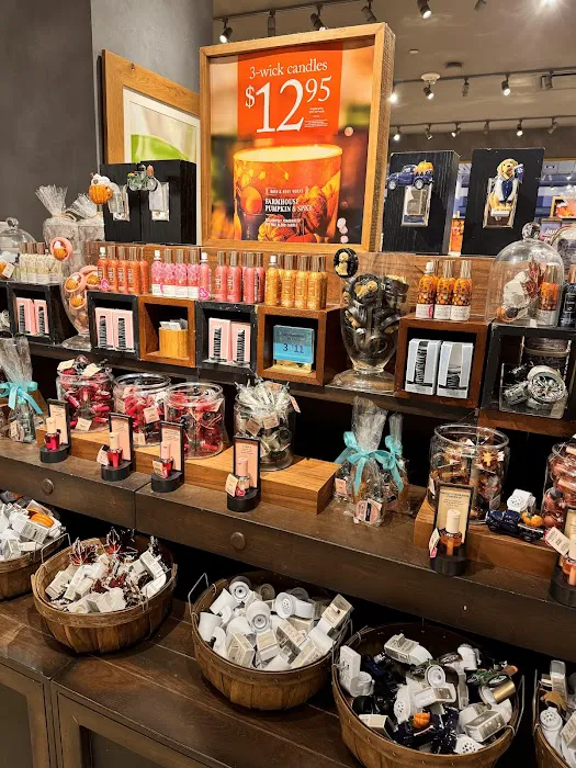Bath & Body Works 9