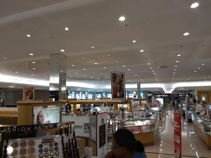 Dillard's 4