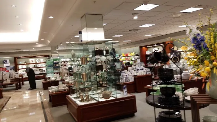 Dillard's 7