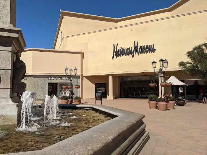 Neiman Marcus 1
