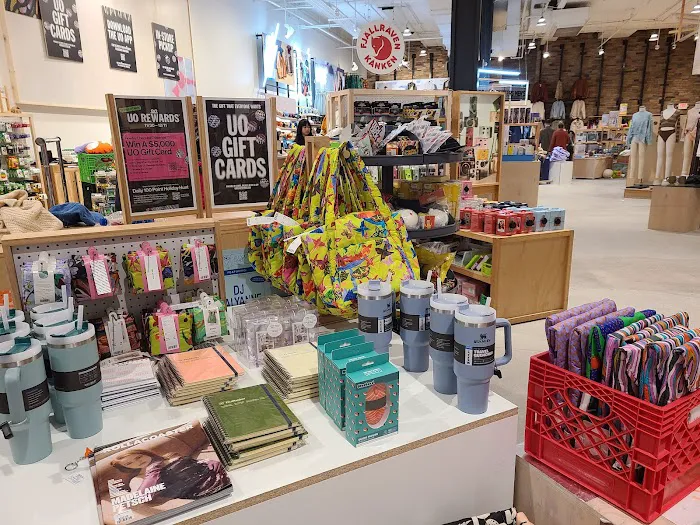 Urban Outfitters 4