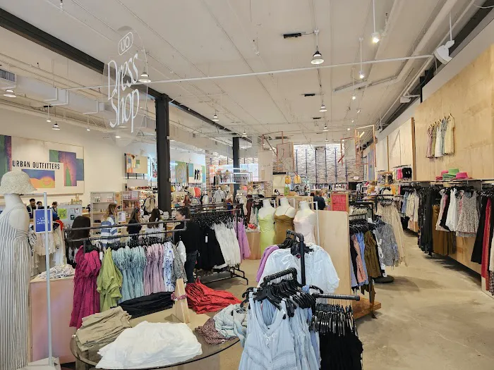 Urban Outfitters 9